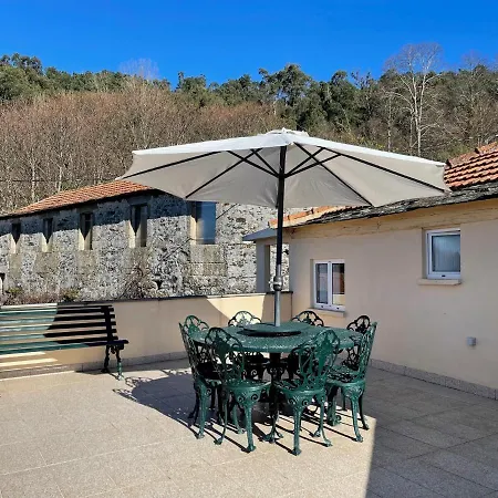 Dom wakacyjny Aroucanatur, Casa De Montanha