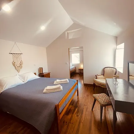 Dom wakacyjny Aroucanatur, Casa De Montanha *